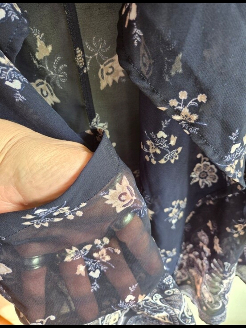 Band of Gypsies Navy Sheer Floral Kimono - Picture 3 of 6